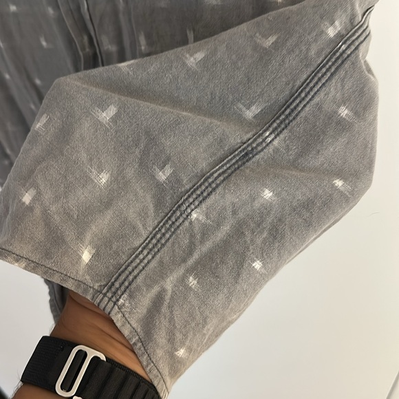 Wings+Horns Button Down - Picture 3 of 4